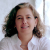 Emma Virjan Photo